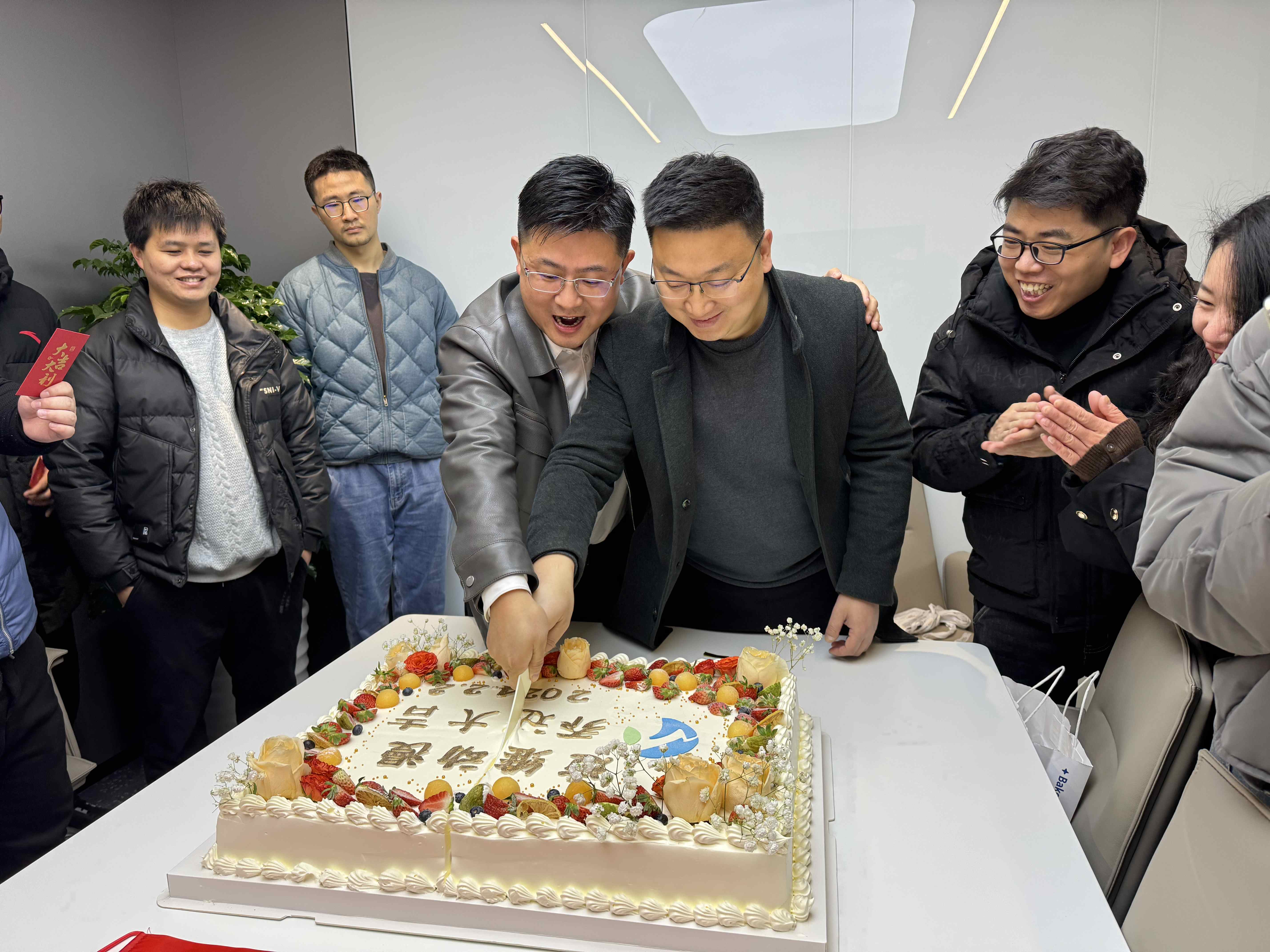上海邁維動(dòng)漫科技有限公司喜迎新年喬遷之喜：立足新起點(diǎn)，開啟新征程！(圖8)